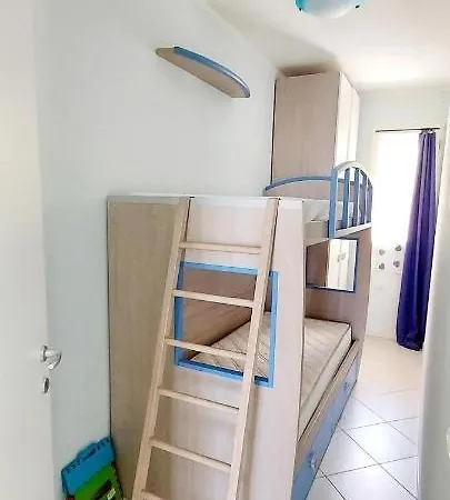 Appartamento Casa Aurora With Sea View And Swimming Pool